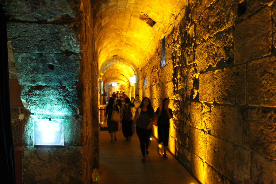 western wall tunnels tour